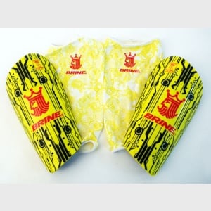 Brine King 6 Shinguards Size:Med color:Gre-bk